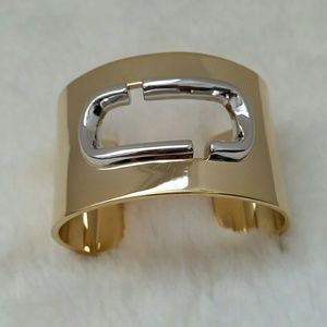 Marc Jacobs Icon Open Link Statement Cuff Bracelet